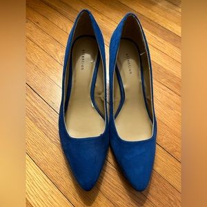 blues palace dress code Women's Caldise Leather Low Heel Dress Shoes - Navy Leather